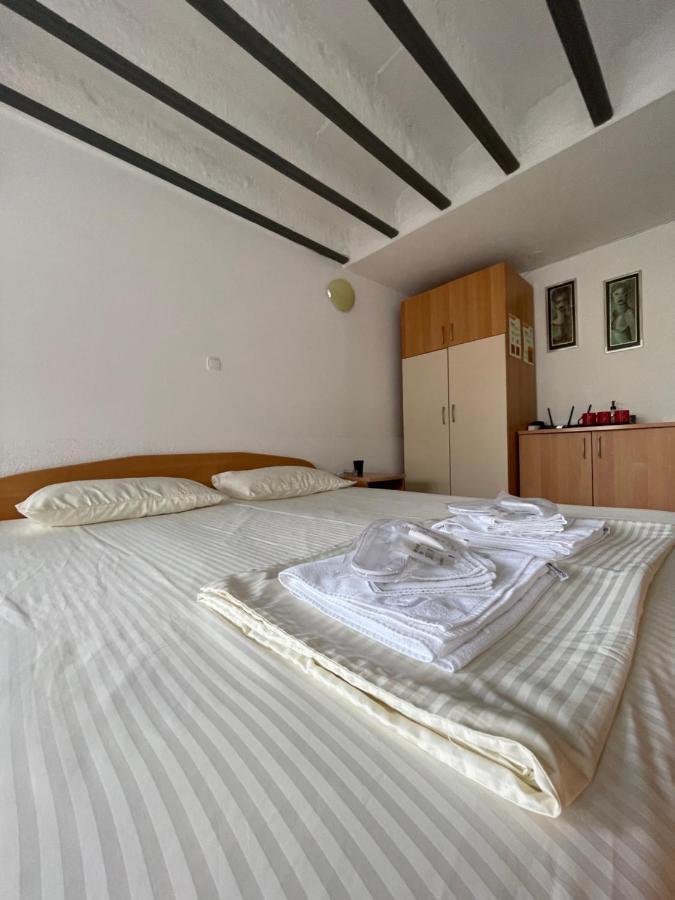 Apartments Evelyn Охрид Екстер'єр фото